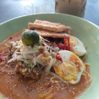 The Hideout Bukit Jelutong food