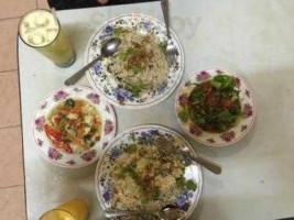 Qiang Shi Fu Cenang Seafood food