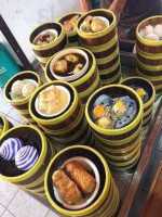 Restoran Yuen Garden Dim Sum inside