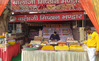 Balaji Misthan Bhandar food