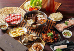 Shǐ Dà Huá Jīng Zhì Huǒ Guō food