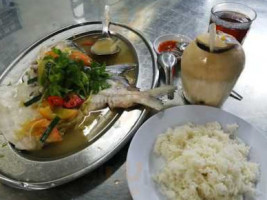 Tian Lai Seafood food