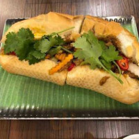 Saigon House Cuisine food