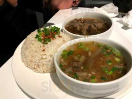 The Narra Filipino Resto Lounge food