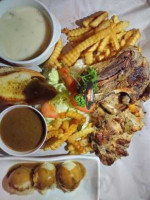 Ryndu Hot Grill food