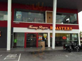 Kenny Roger's Roasters food
