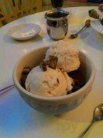 Cloud-99 Ice Cream Cafe food