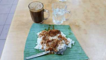 Mak Ngah Nasi Dagang food