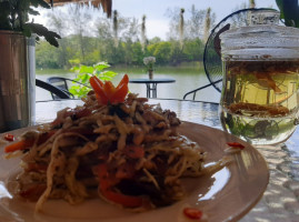 Hemmingway's Koh Phangan food