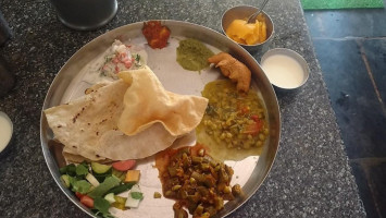 Kala Kaleshwar Lingyath Kanavalli food