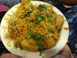 Manisha Bhel food