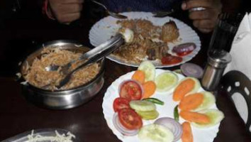 Tandoori Darbar food