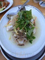 Hǎi Xiá Cān Guǎn Straits food