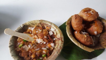 Gandhi Chat Bhandar गाँधी चाट कार्नर food