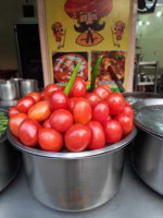 Shree Sharma Pavitra Bhojnalaya food