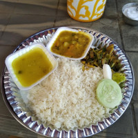 Amit Da Dhaba food