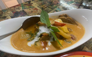 Teerak Thai food