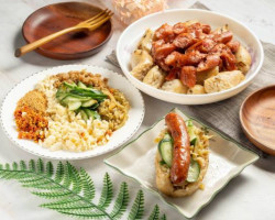Guān Zhī Lín Dà Cháng Bāo Xiǎo Cháng Féng Jiǎ Diàn food