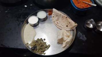 Sri Maruthi Bhavana food