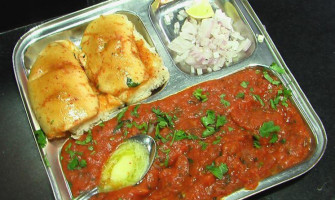 Siddhi Mayuresh Pav Bhaji Dabeli food