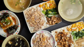 Lín Jiā Yì Huǒ Jī Ròu Fàn food