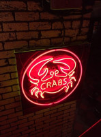 House Of Crabs food