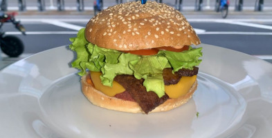 Vistro Burger food
