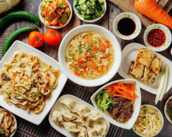Yáng Jì Dāo Xuē Miàn Guǎn food