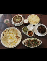 Akkha Masoor food