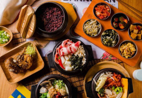 Fàn Zhuàn Hán Shì Liào Lǐ Jīn Diǎn Lǜ Yuán Dào Diàn food