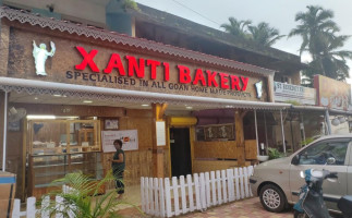 Xanti Bakery food