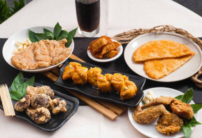 Hóng Mào Zhà Wù food