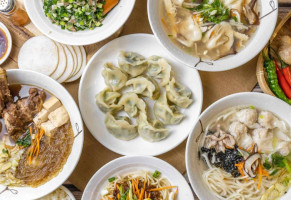 Xiǎo Qīng Dǎo Shǒu Gōng Shuǐ Jiǎo food
