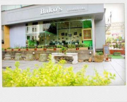 Bako's Resto.lounge outside