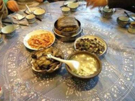 Qián Táng Rén Jiā Shuāng Qiáo Tù Diàn food