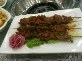 Zhōng Huá Shǒu Zhuā Dà Wáng Jiǎn Gōu Yán Diàn food