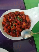 Yìn Dù Xiāng Liào Cān Tīng food