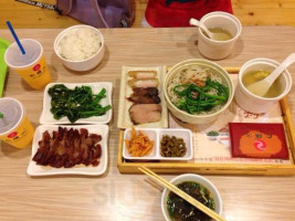 Huí Tóu Huǒ Guì Lín Mǐ Fěn Yáng Shuò Diàn food