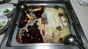 Hǎi Dǐ Lāo Huǒ Guō Qīng Dǎo Yín Zuò Xiāng Gǎng Zhōng Lù Diàn food