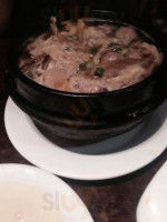 Lǎo Shàng Hào Shā Guō Jū Zhōng Yāng Diàn food