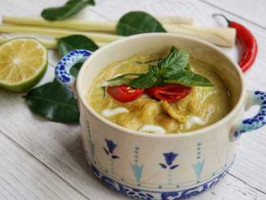 Xiǎo Xiān Luō Tài Shì Cān Tīng food
