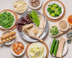 Huó Lì Yán Shuǐ Jī food