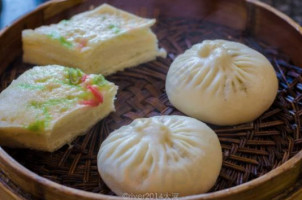 Jīn Dài Wéi Jiǔ Diàn food