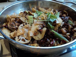 Wā Wā Jiào Yáng Zhōu Huái Hǎi Lù Diàn food