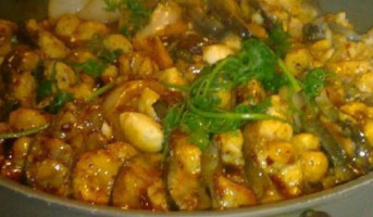 Huáng Jì Huáng Sān Zhī Mèn Guō Wàn Dá Guǎng Chǎng Diàn food