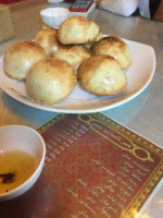 Wǔ Yuè Huā Wū Lǔ Mù Qí Lóng Quán Jiē Diàn food