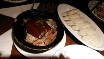 Wài Pó Jiā Huá Rùn Wàn Xiàng Chéng Diàn food