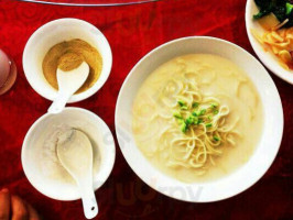 Zhǎng Bái Shān Xiǎo Yú Tāng Qián Jìn Xī Jiē Diàn food