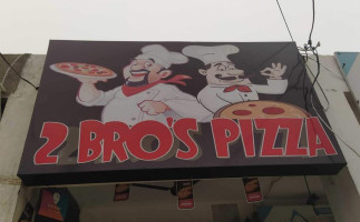 2 Bro's Pizza food