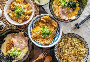 Qiū Běn Táng Shí Shì Chù food